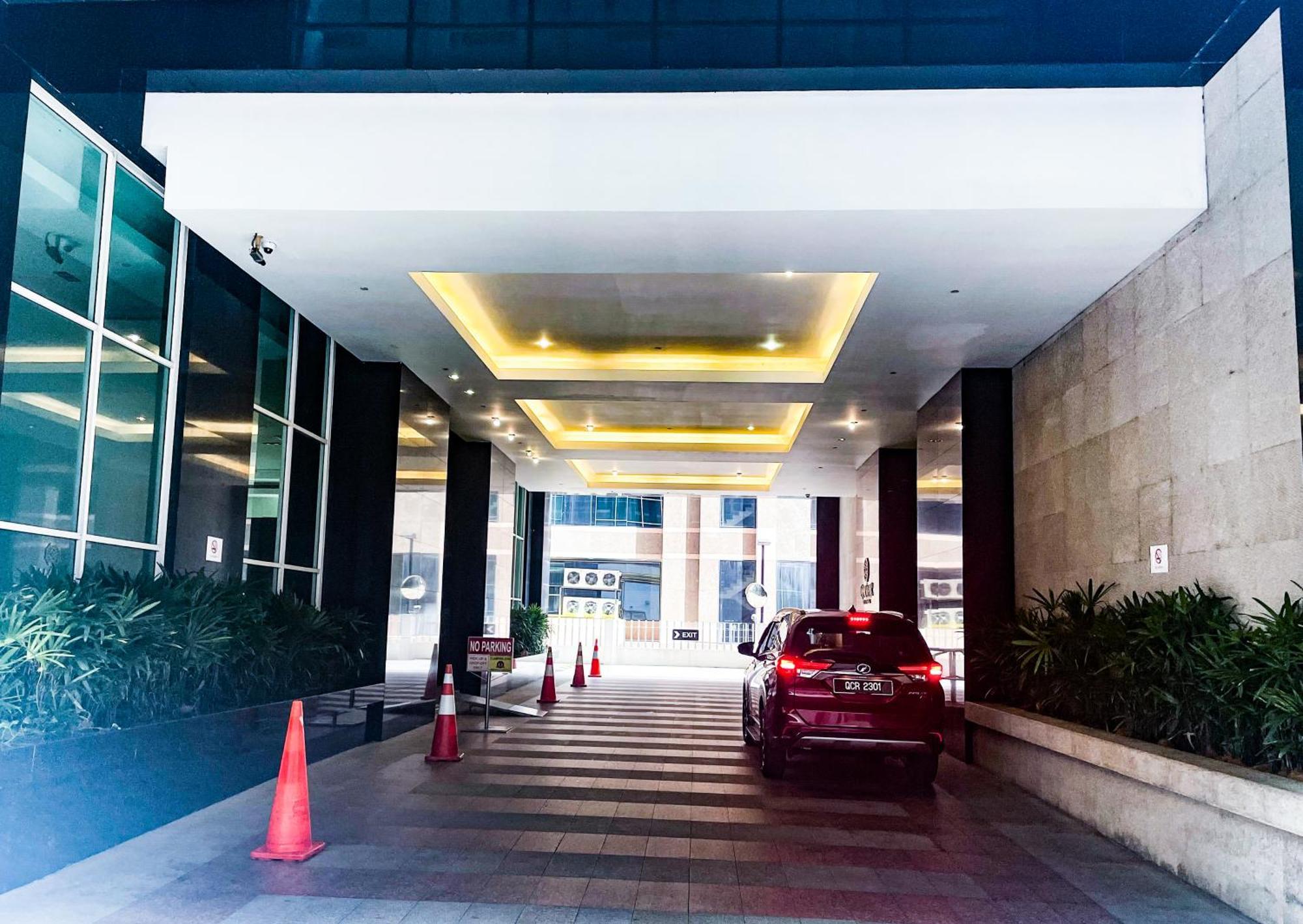 Klcc Suites By Nhb Kuala Lumpur Kültér fotó