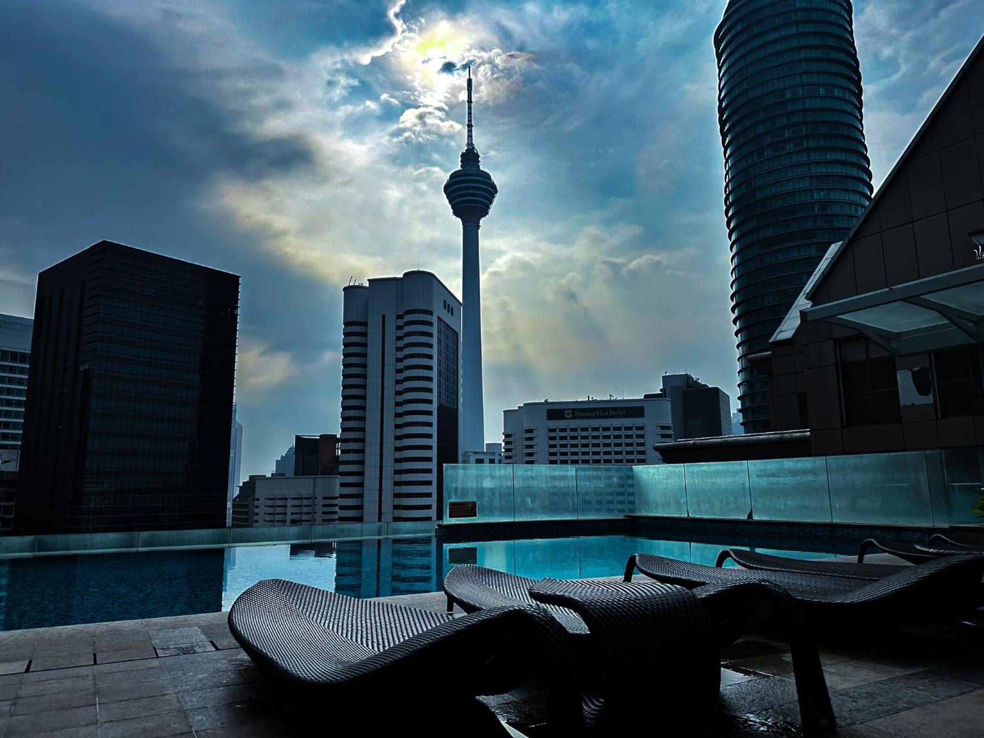 Klcc Suites By Nhb Kuala Lumpur Kültér fotó