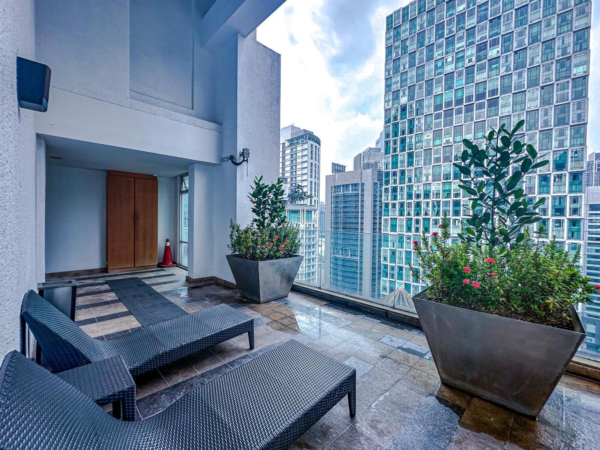 Klcc Suites By Nhb Kuala Lumpur Kültér fotó