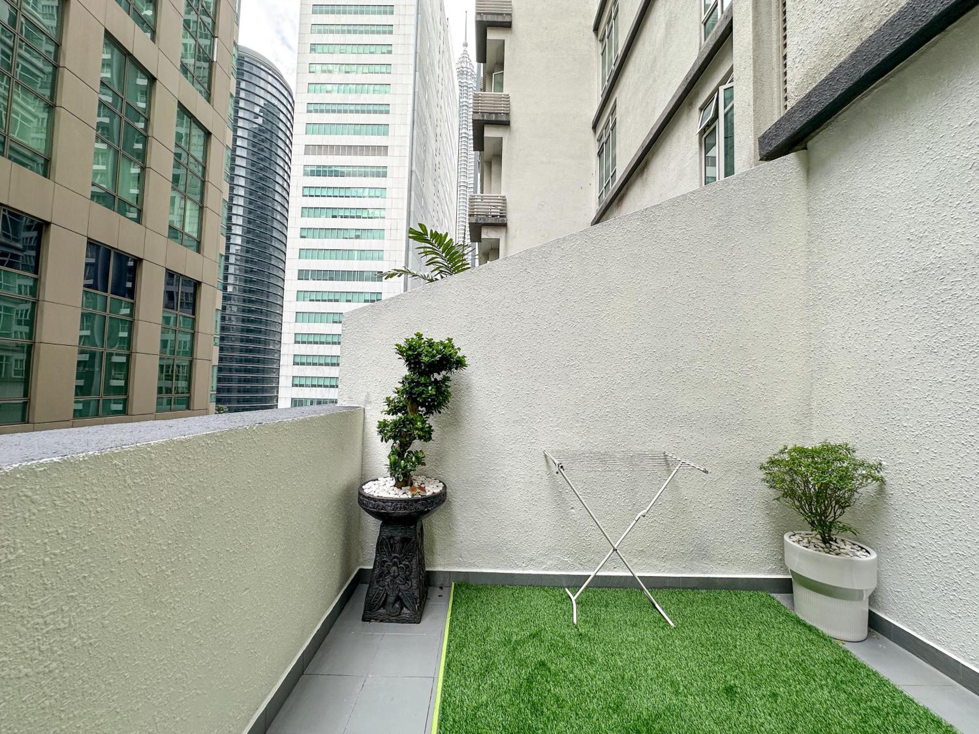 Klcc Suites By Nhb Kuala Lumpur Kültér fotó